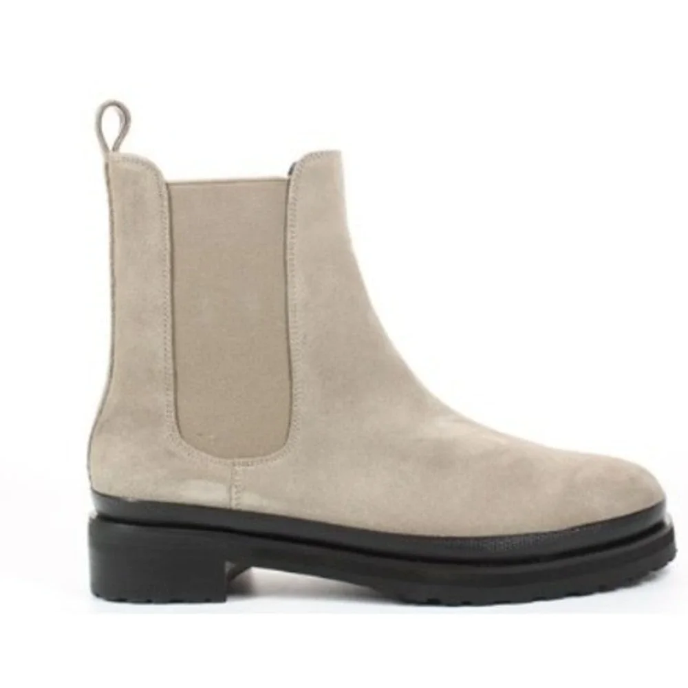 Aerosoles Camila Chelsea Boots‎ Taupe 8 Women Suede Lug Sole Ankle Gorpcore